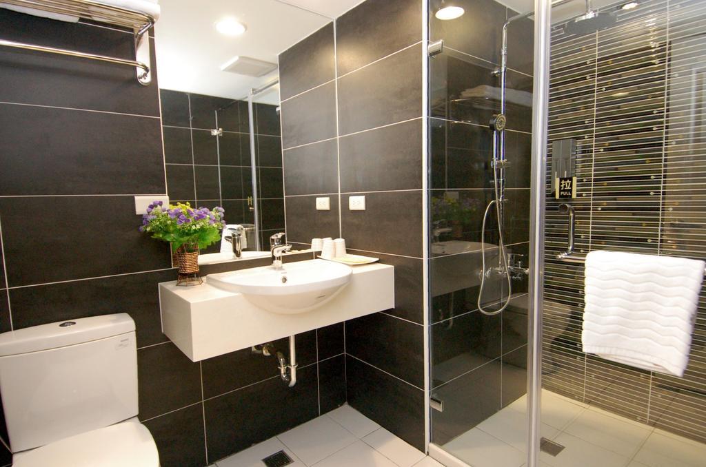 Season 5 Inn La Đông Phòng bức ảnh